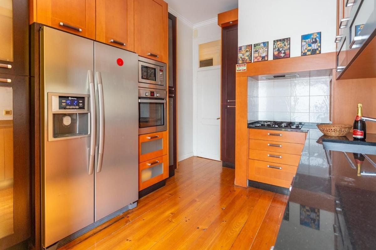 Bright 2 Bedroom Apt 100M From Av. Liberdade Lisboa Exterior foto